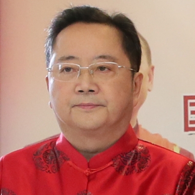 但漢雄-湖北中醫(yī)藥大學(xué)藥學(xué)院副院長(zhǎng)、主任藥師