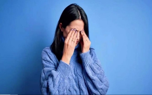 天天看手機(jī)，眼疲勞，視力越來越模糊怎么辦？