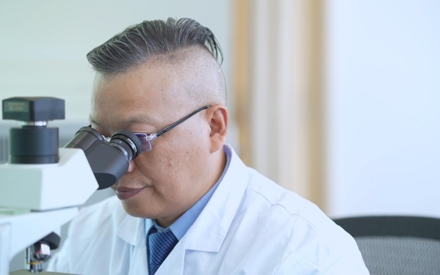 “中國蝦青素之父” 從軍醫(yī)到微藻專家，十年如何打破國際壟斷